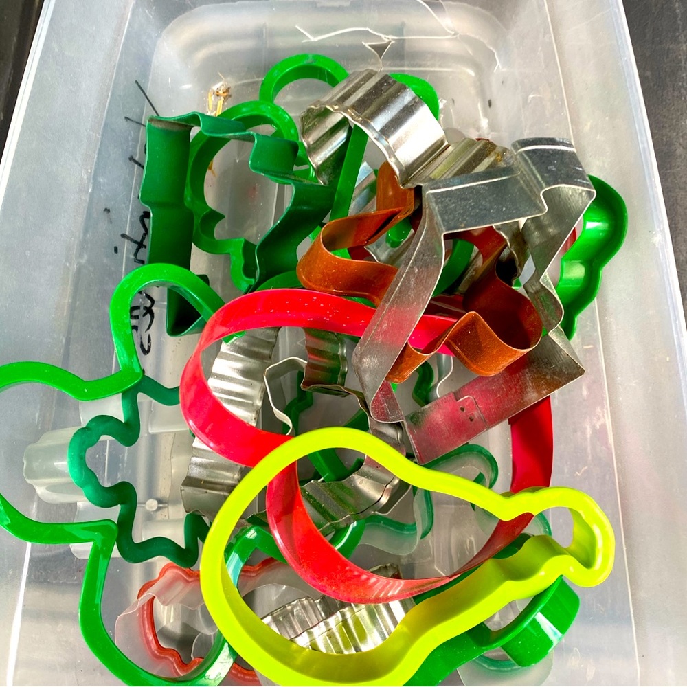 Cookie Cutters / bakeware
